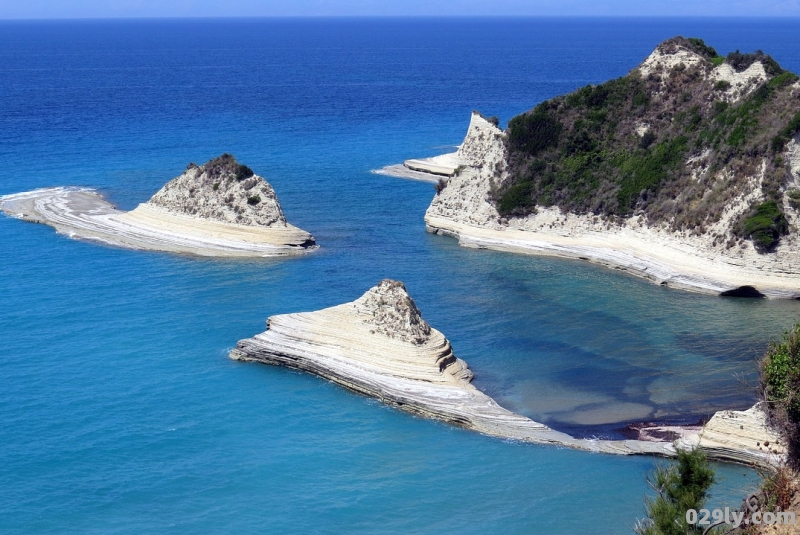 青岛旅游指南（青岛旅游指南英语ppt）