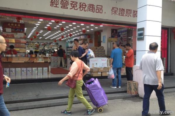 深圳中英街（深圳中英街免税店是正品吗）