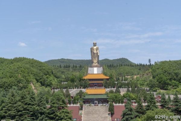 平顶山旅游景点大全（平顶山旅游景点大全简介）