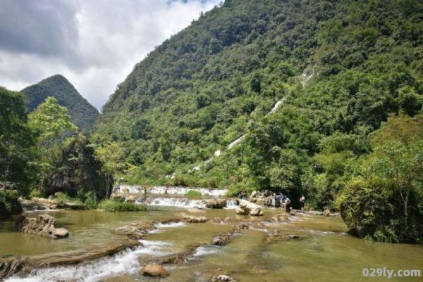 荔波联山湾（荔波联山湾掉什么鱼）