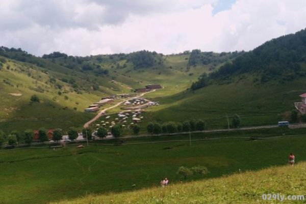 陇县关山牧场（陇县关山牧场旅游攻略）