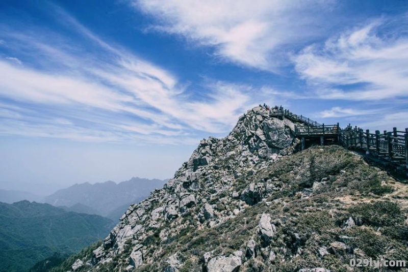 十大高峰（秦岭十大高峰）