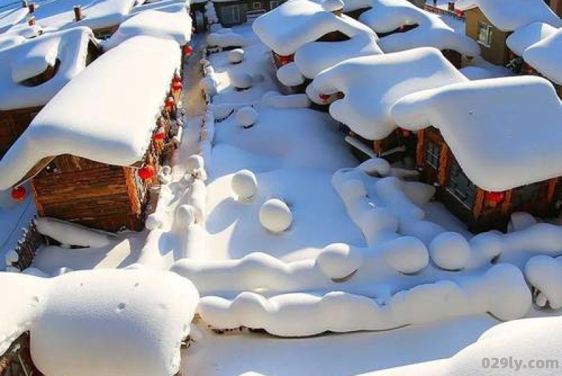 东北的雪村在什么地方、那里气温多少度