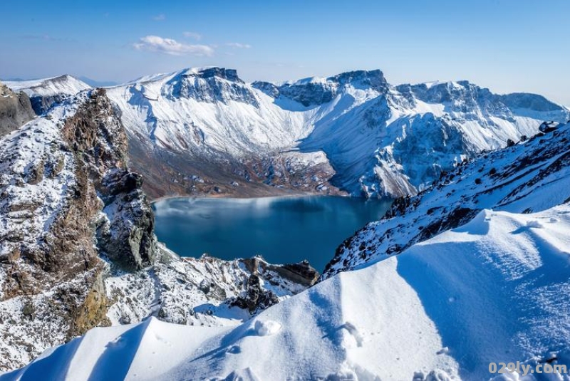 关于长白山天池雪景的诗