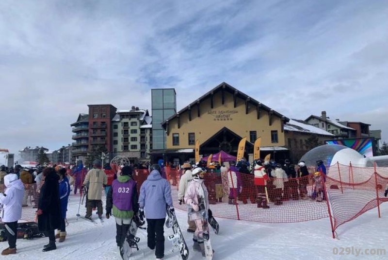 万科松花湖滑雪场怎么去万科松花湖滑雪场游玩攻略