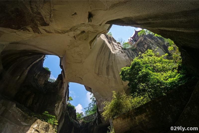 浙江有什么山（浙江有什么山洞）