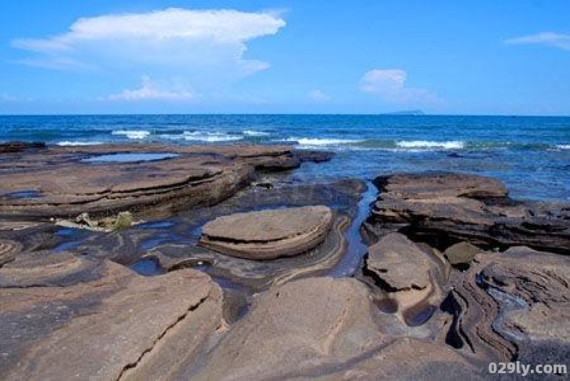 北海涠洲岛酒店（北海涠洲岛酒店必须刷身份证吗）