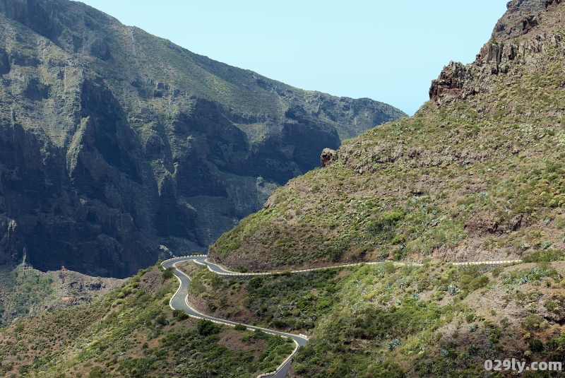 嵩山旅游攻略（嵩山旅游攻略及景点在哪里）