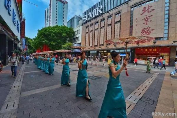 广州北京路商业步行街（广州北京路商业步行街旗袍店）