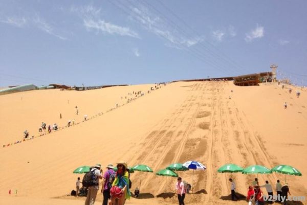 沙坡头旅游（沙坡头旅游景区在哪里）