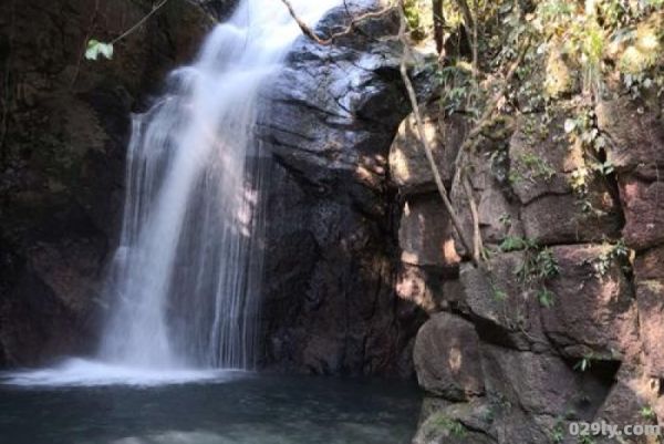 东水山（东水山在哪里）