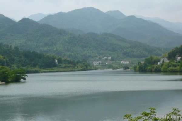 鲤鱼山野战门（鲤鱼山好玩吗）