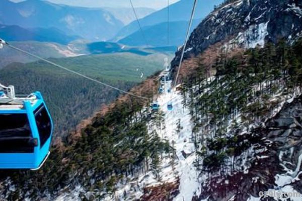 玉龙雪山索道（玉龙雪山索道上去后还要走多久）