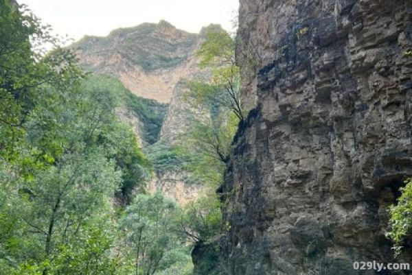 门头沟龙门涧风景区（门头沟龙门涧风景区电话）