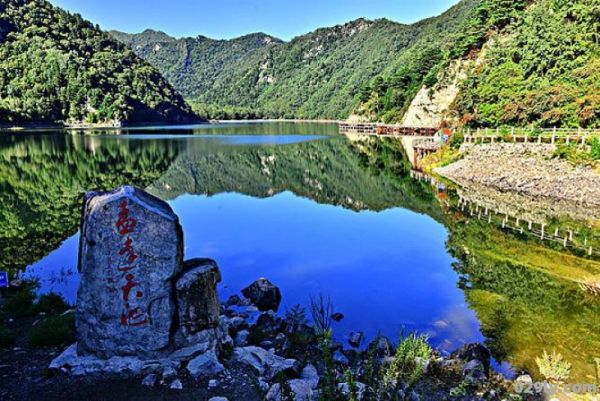 孟达天池（孟达天池属于哪个山系）