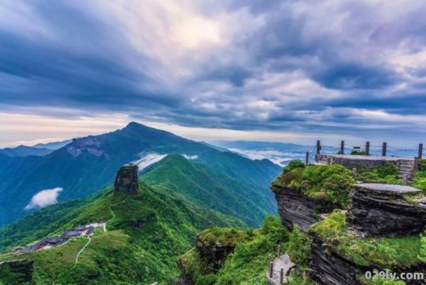 8月旅游最佳地排行（8月旅游最佳地排行不热）