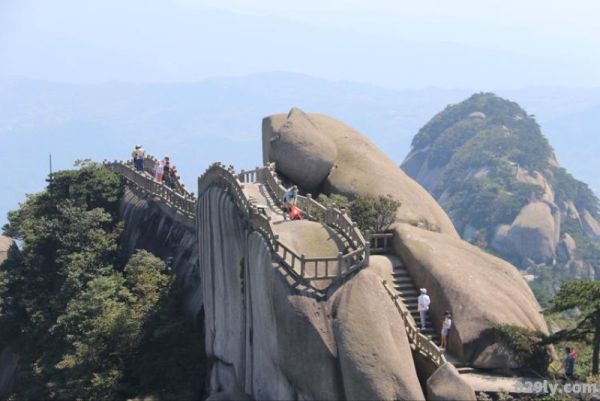 安徽旅游景点（南京附近安徽旅游景点）