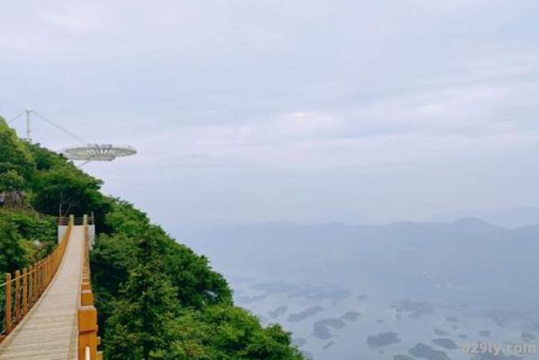 黄石旅游景点（黄石旅游景点一日游）