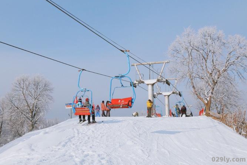 哈尔滨附近哪儿的滑雪场比较好