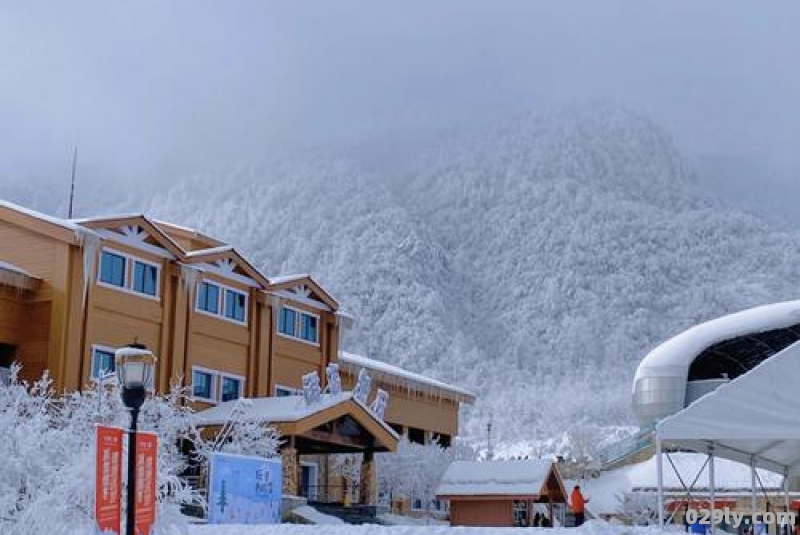 四川最美雪景游玩地四川看雪的旅游景点