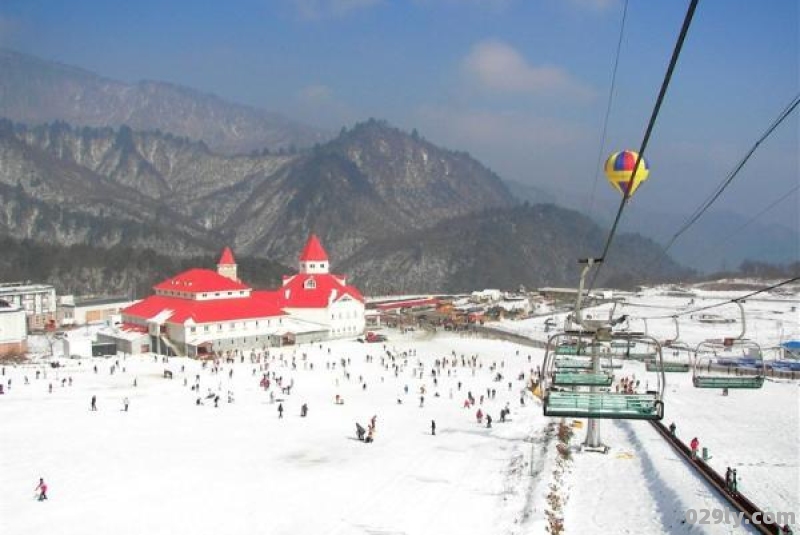 去一趟西岭雪山滑雪场需要多少钱