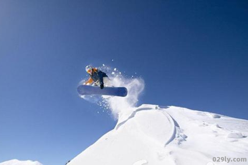 滑雪难学吗