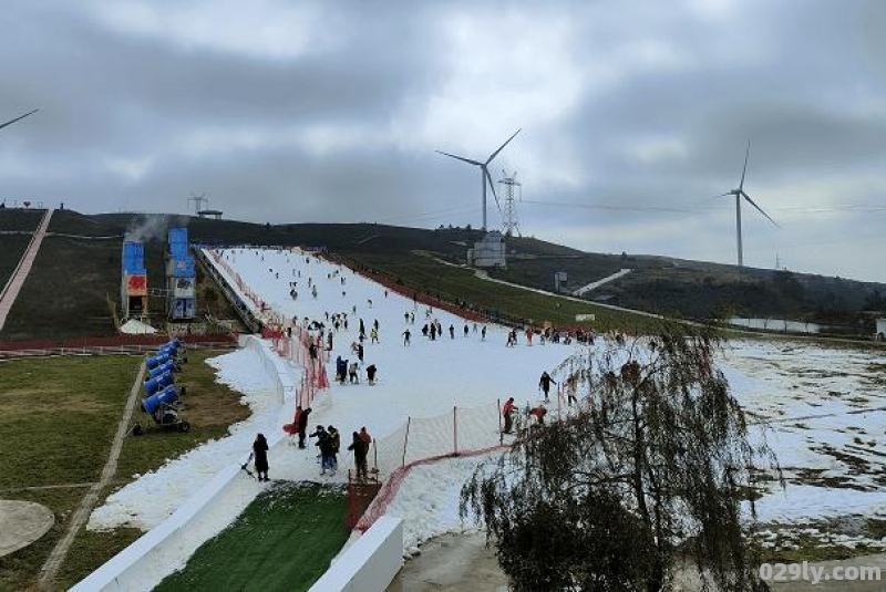 高坡滑雪场介绍滑雪场坡道