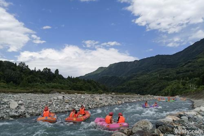 四川漂流（四川漂流最长的地方）