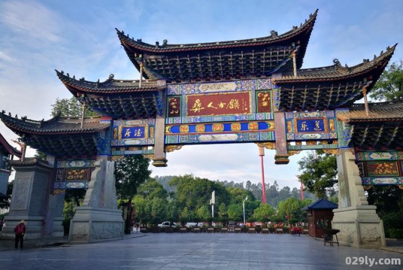 云南楚雄旅游景点有哪些（云南楚雄旅游景点有哪些地方）