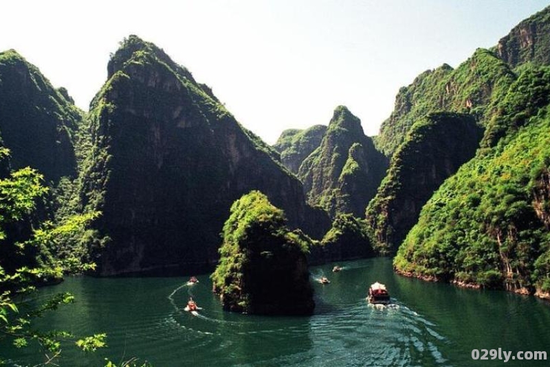 龙庆峡酒店（龙庆峡旅游风景区电话）