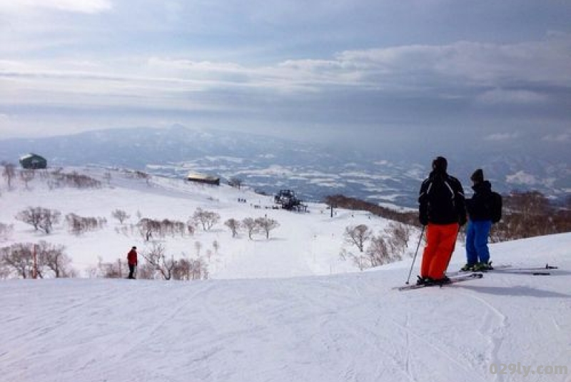 二世古酒店（二世古滑雪场价格）