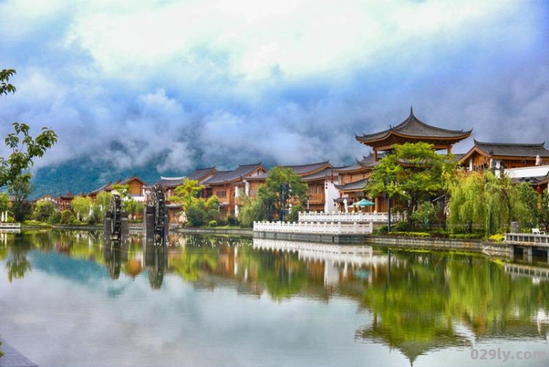 丽江大酒店电话（丽江酒店预订,价格查询）