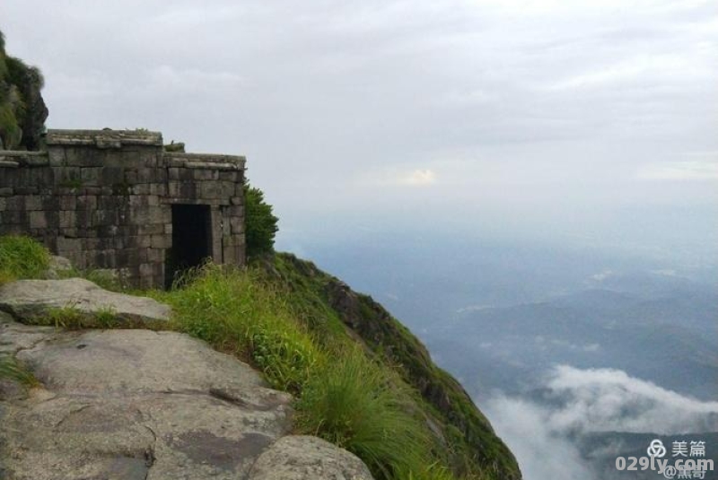 军峰酒店（军峰山旅游攻略）